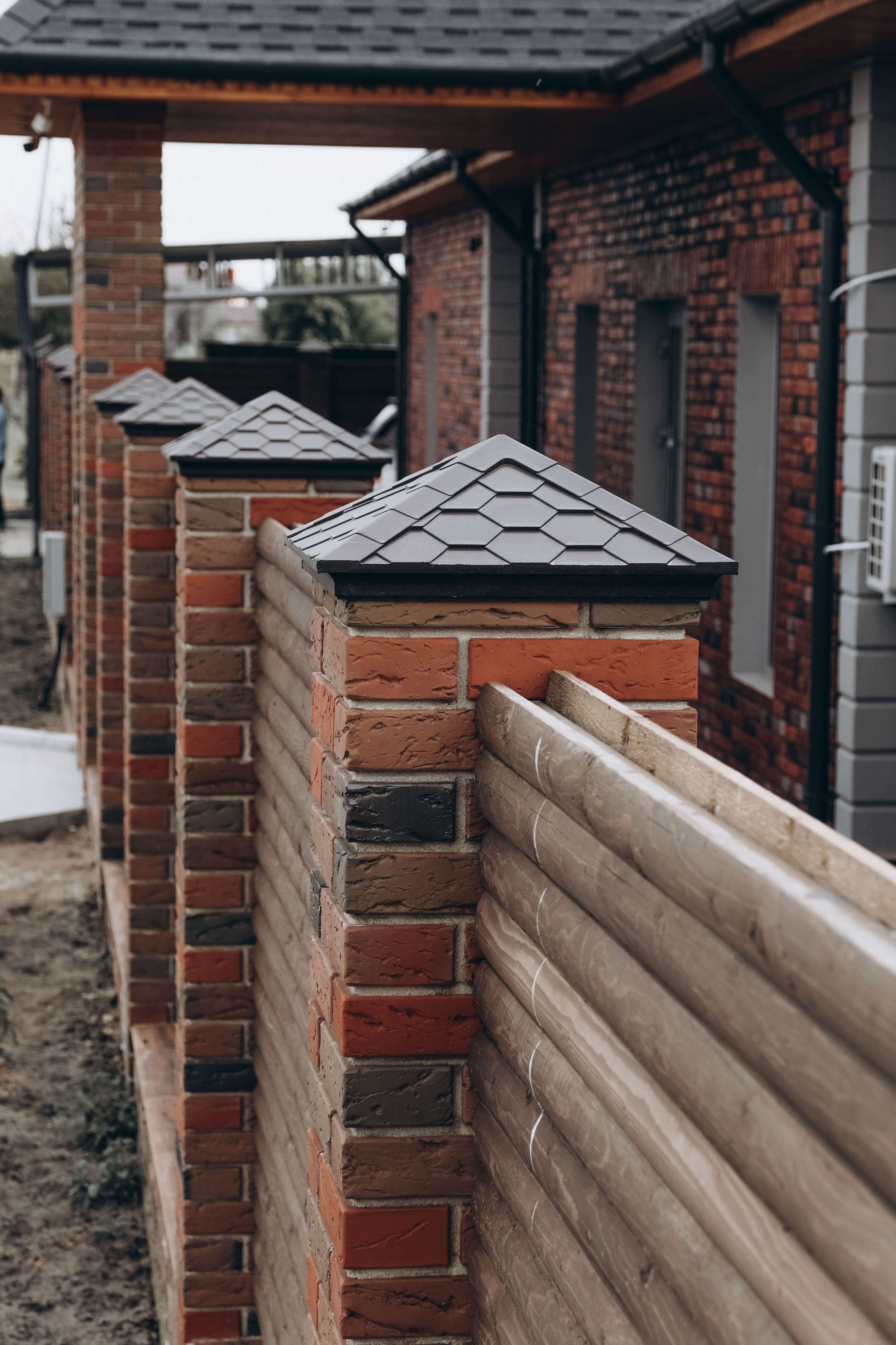 Колпак Zking Эверест Коричневый на столб 1.5х1.5 кирпича (390х390мм) в Первоуральске фото